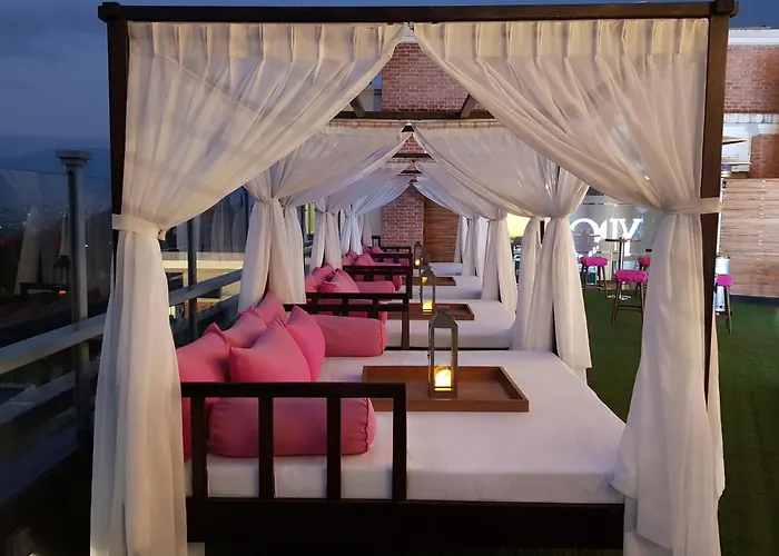 Hotel Ambassador By Ace Hotels